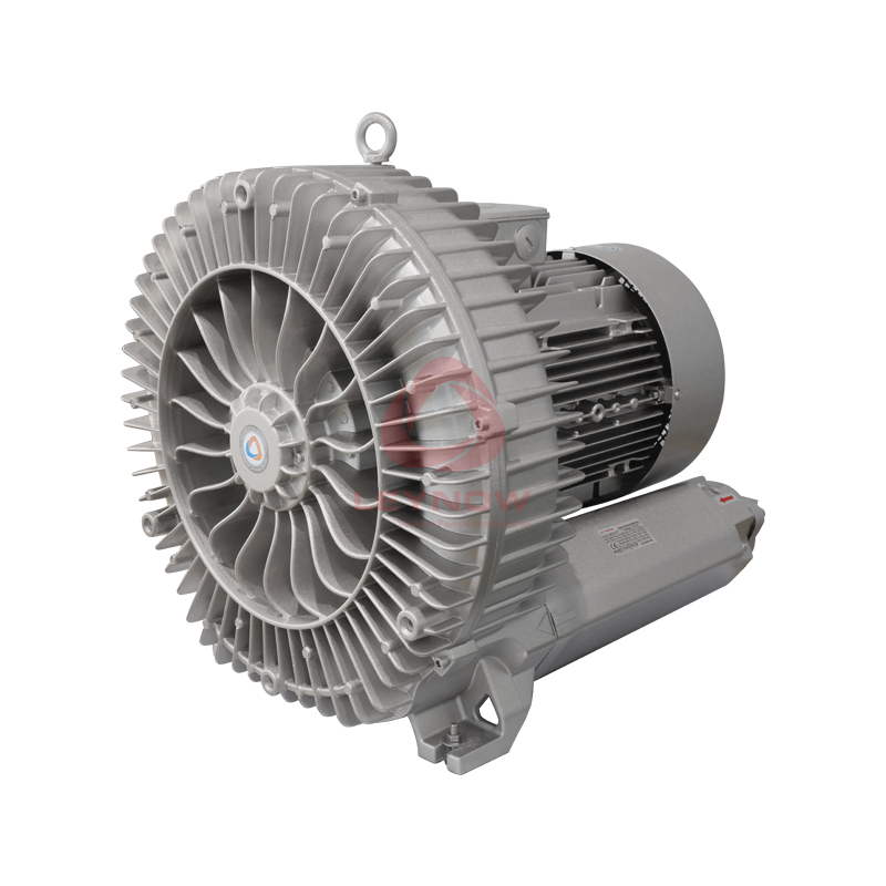 了解清洗設(shè)備專用高壓風(fēng)機的特點才能更好的使用它